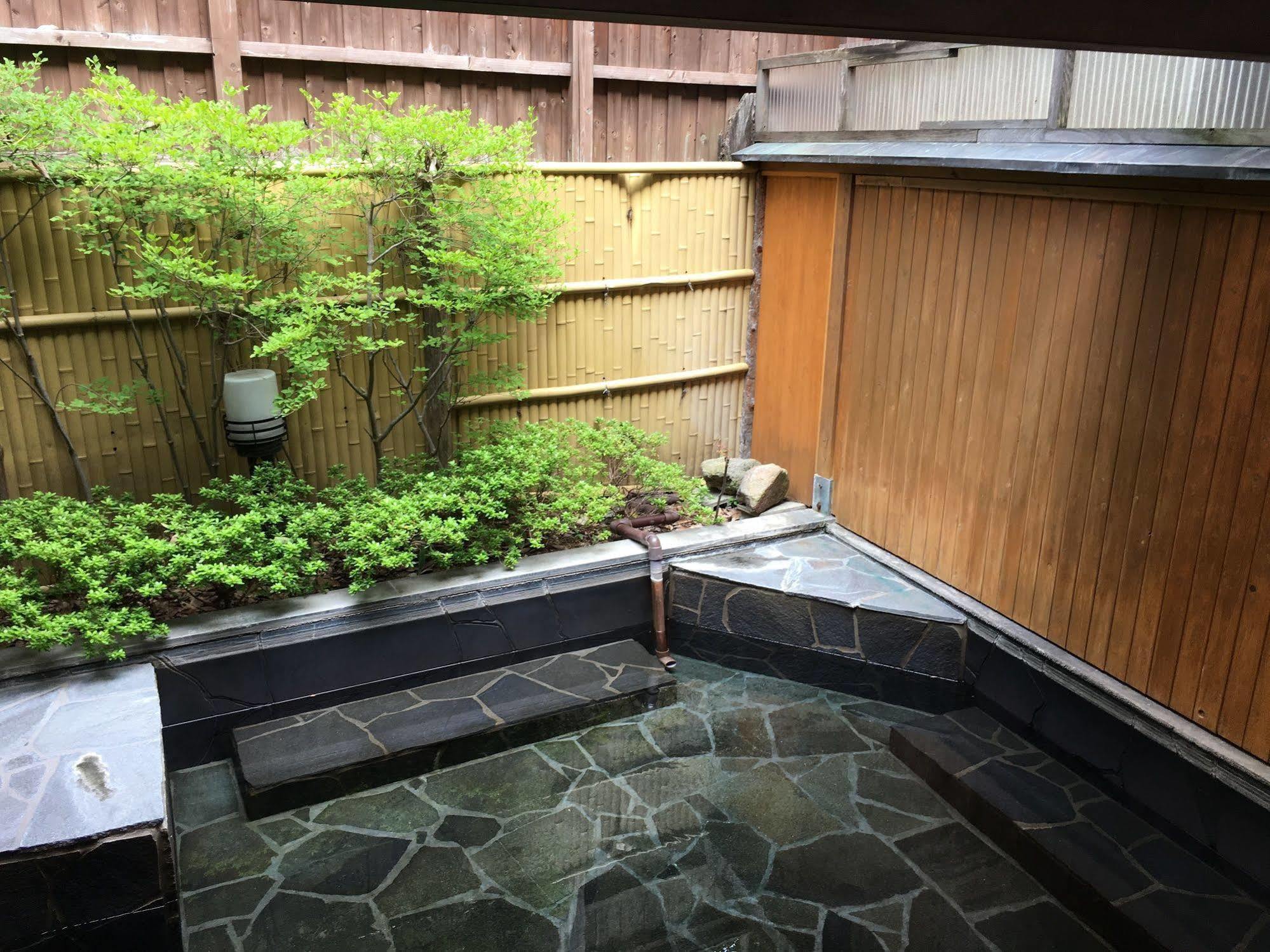 Enokiya Ryokan Yufu Exterior photo